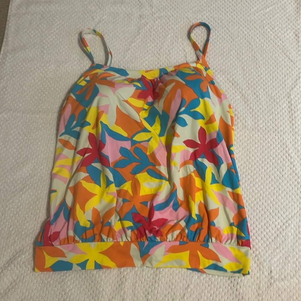 Lands End swim top size 14 wash never worn